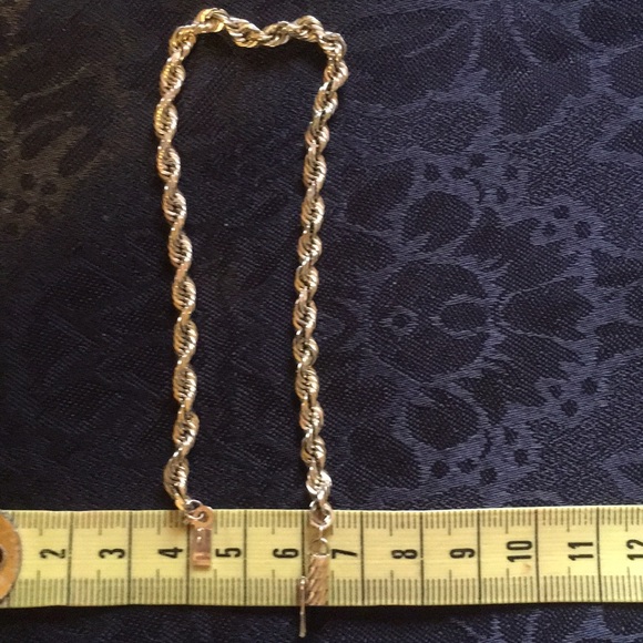 10k Gold Rope Bracelet - Picture 8 of 8